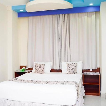 Al Bayrahaa Hotel Apartments Seeb Exterior foto
