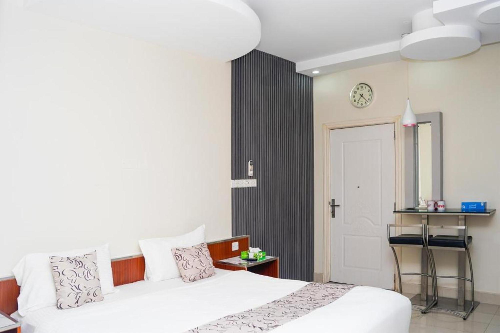 Al Bayrahaa Hotel Apartments Seeb Exterior foto