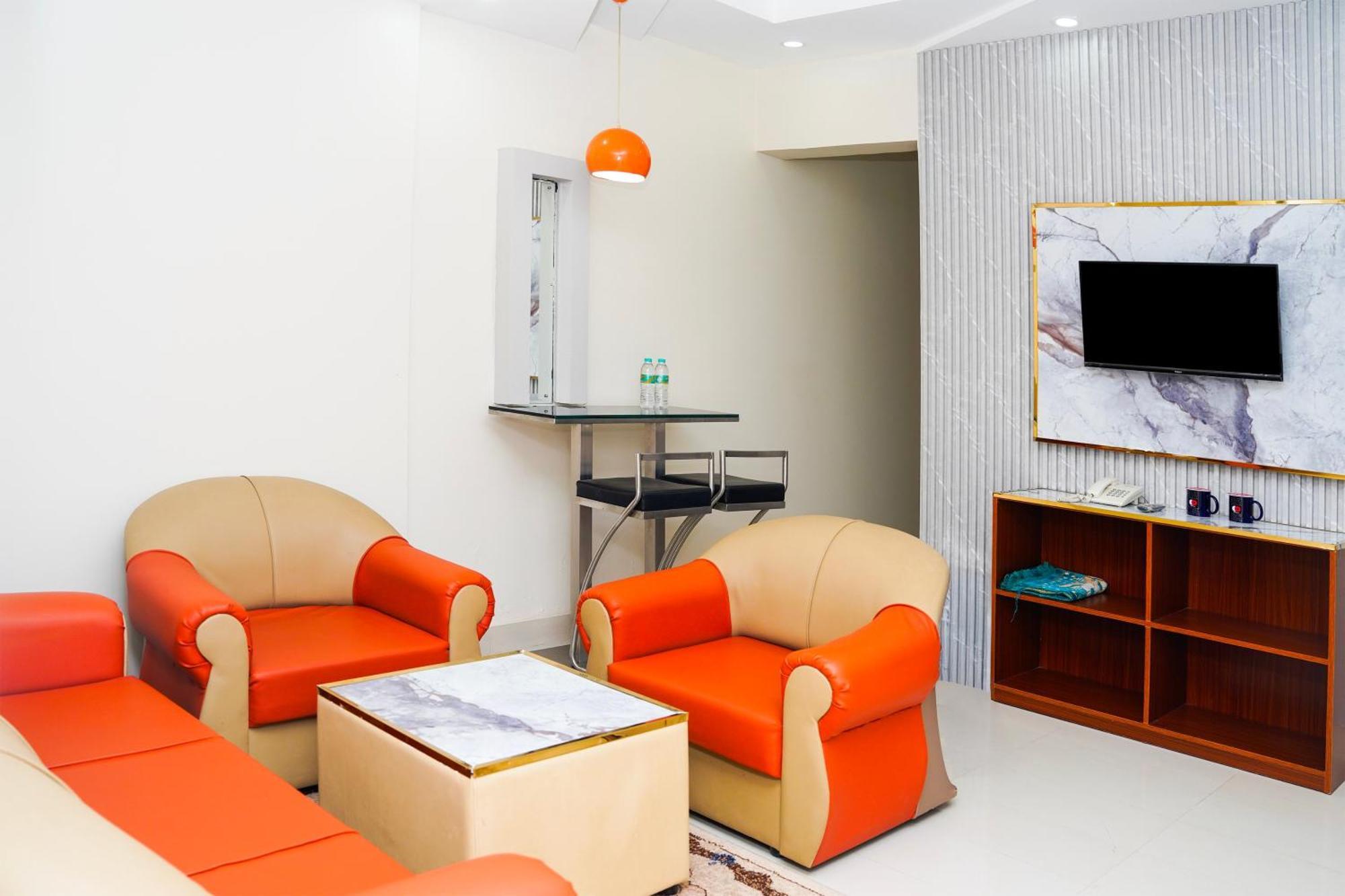 Al Bayrahaa Hotel Apartments Seeb Exterior foto