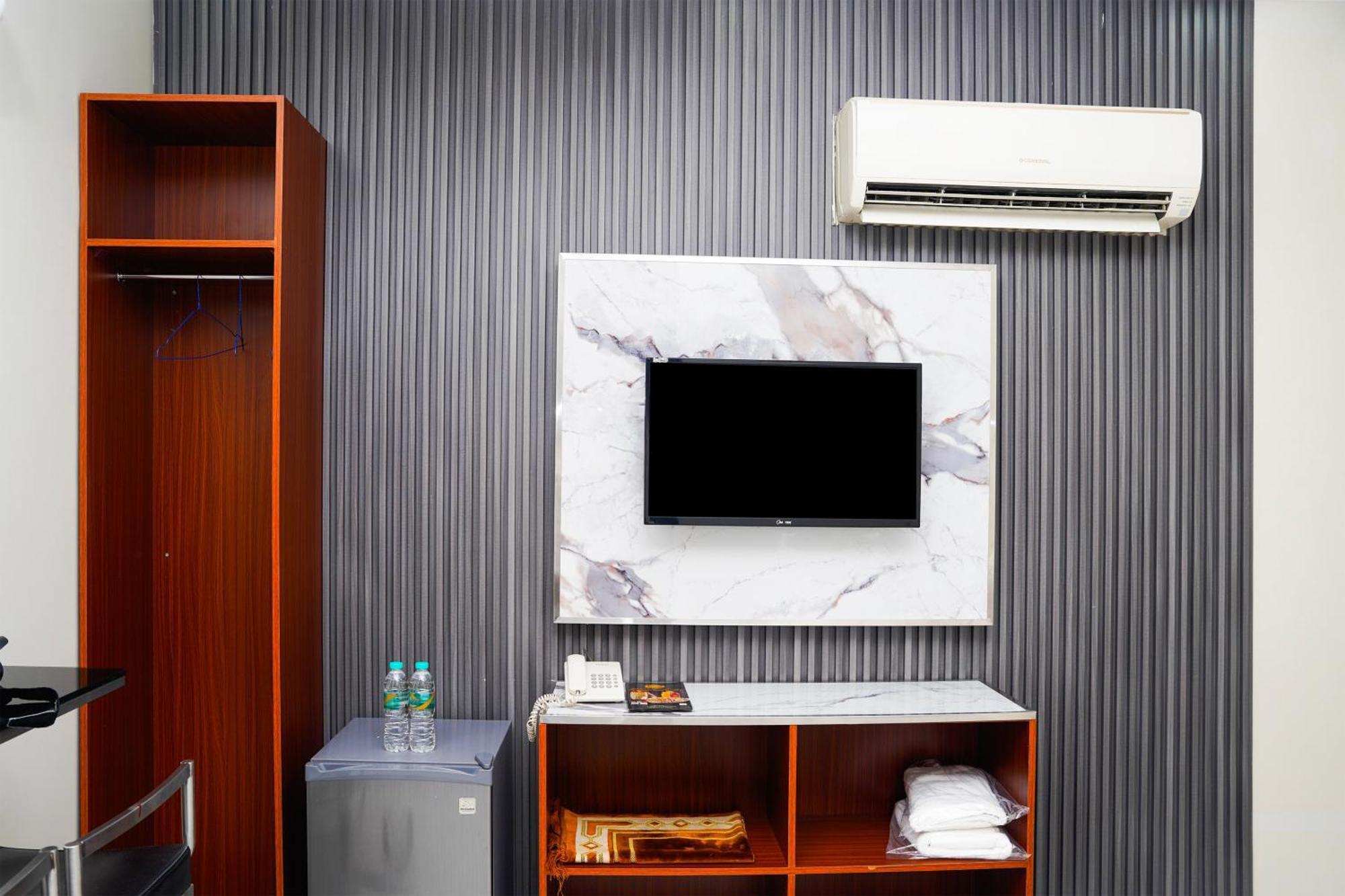 Al Bayrahaa Hotel Apartments Seeb Exterior foto